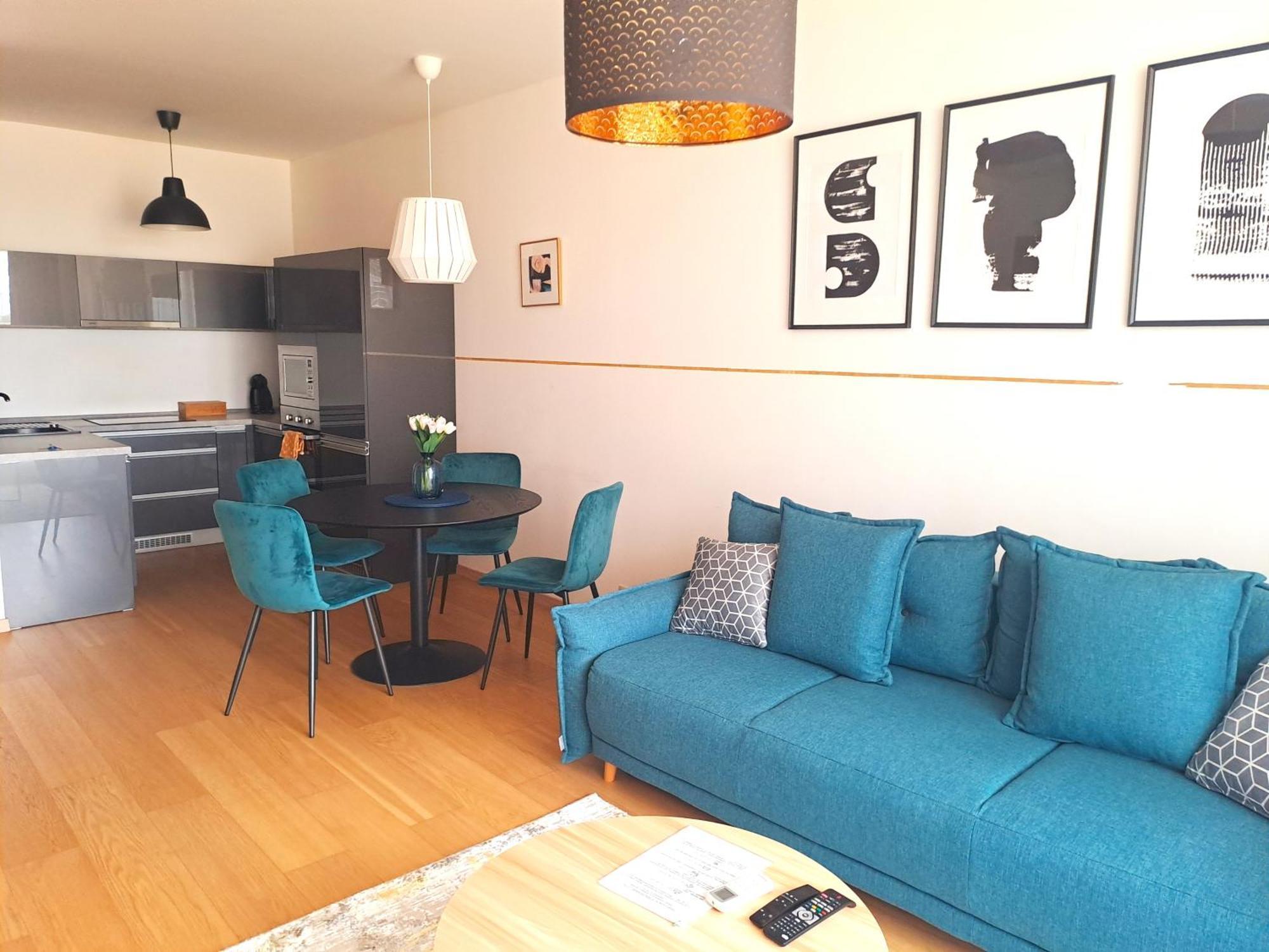 Apartamento Stylish Getaway In Prime Bratislava Location - By The Danube And Old Town Exterior foto